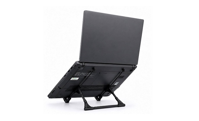 suporte-para-notebook-ergonomico-multifuncional-prolabore-preto-com-notebook